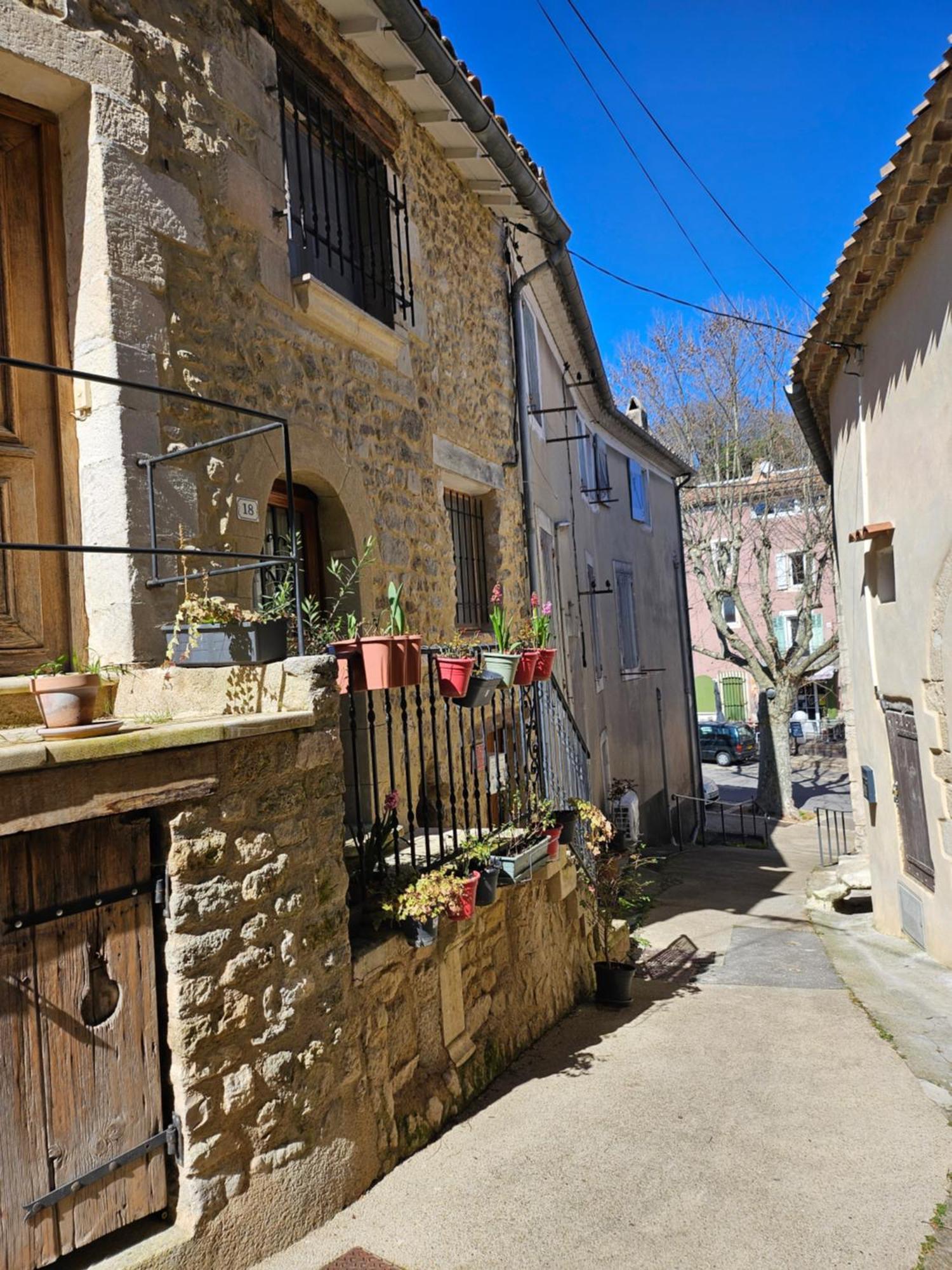 La Petite Maison Céreste エクステリア 写真